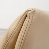 Saporiti Onda armchair in cream-colored leather