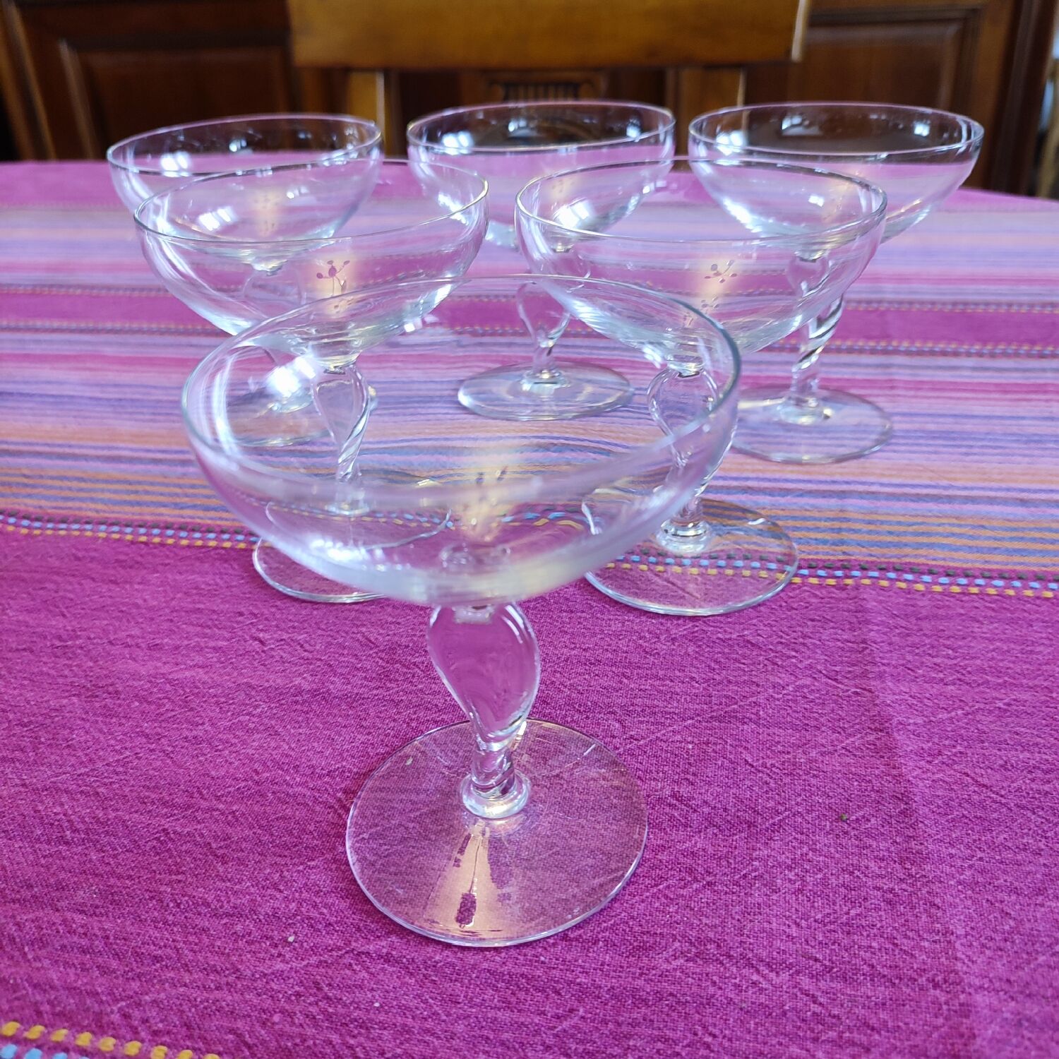 6 crystal champagne coupes