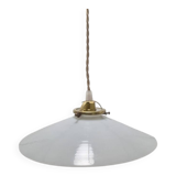 Opaline suspension