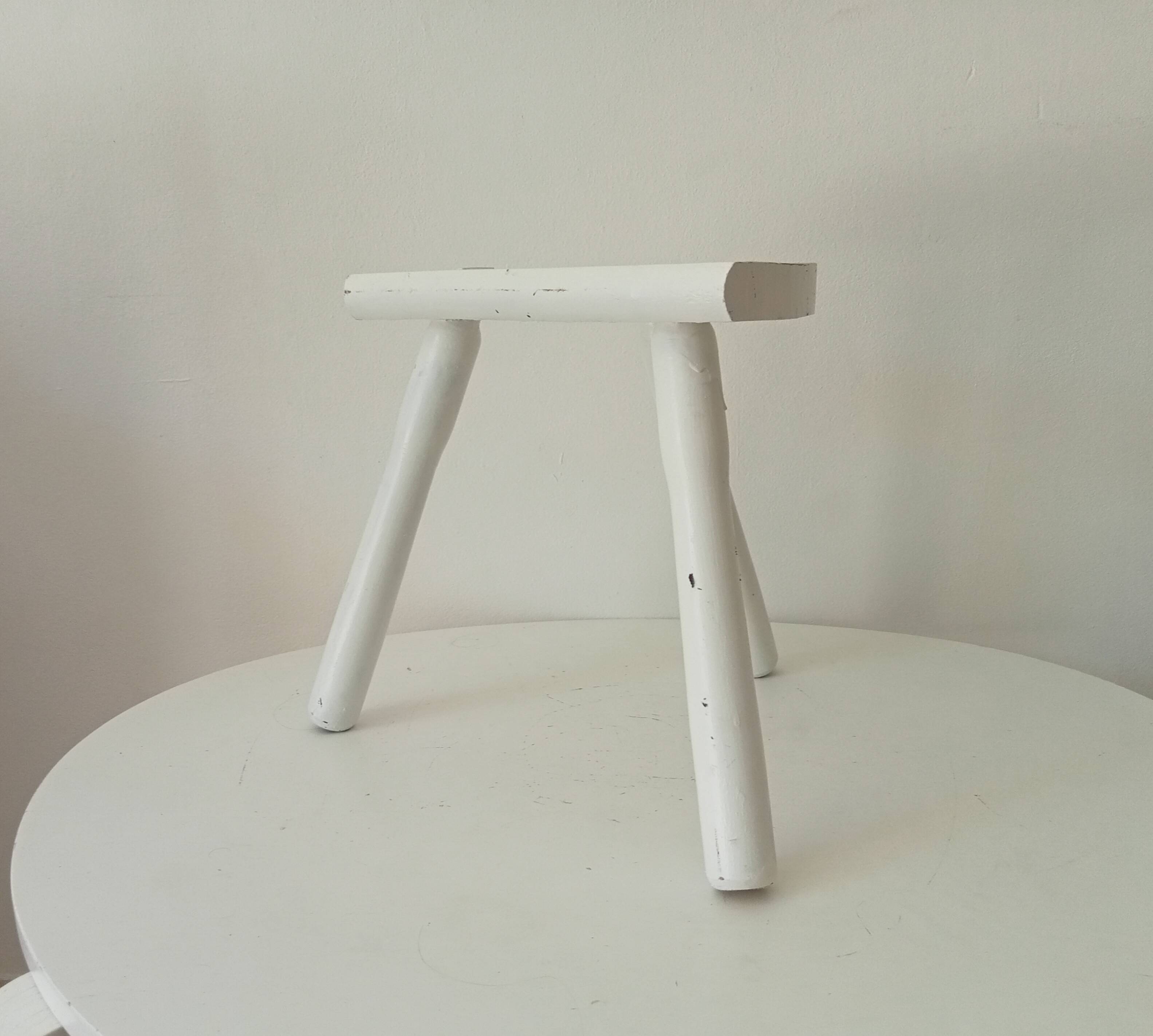 Vintage tripod milking stool