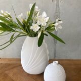 Bleached sandstone vase