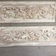 Paire de panneaux en bois sculpté