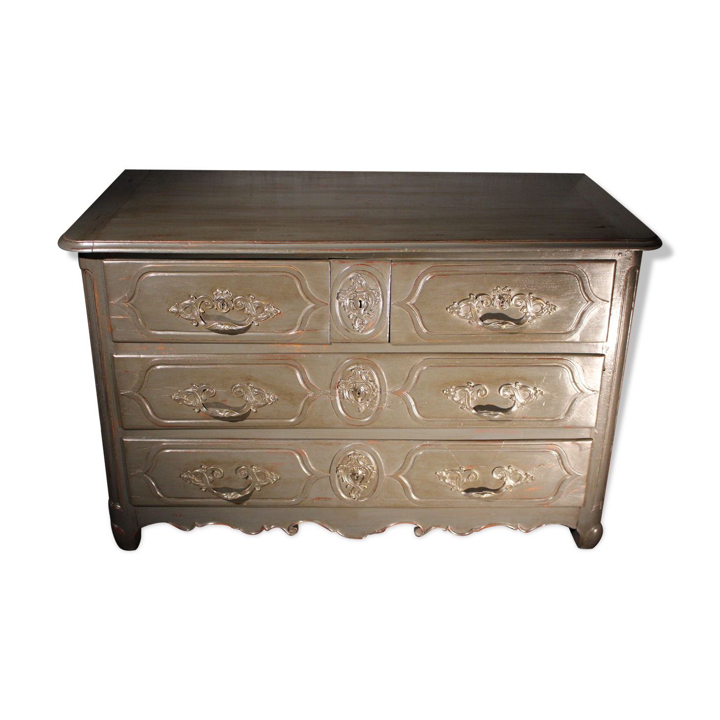Painted chest of drawers eighteenth century