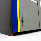 Consistent cabinet