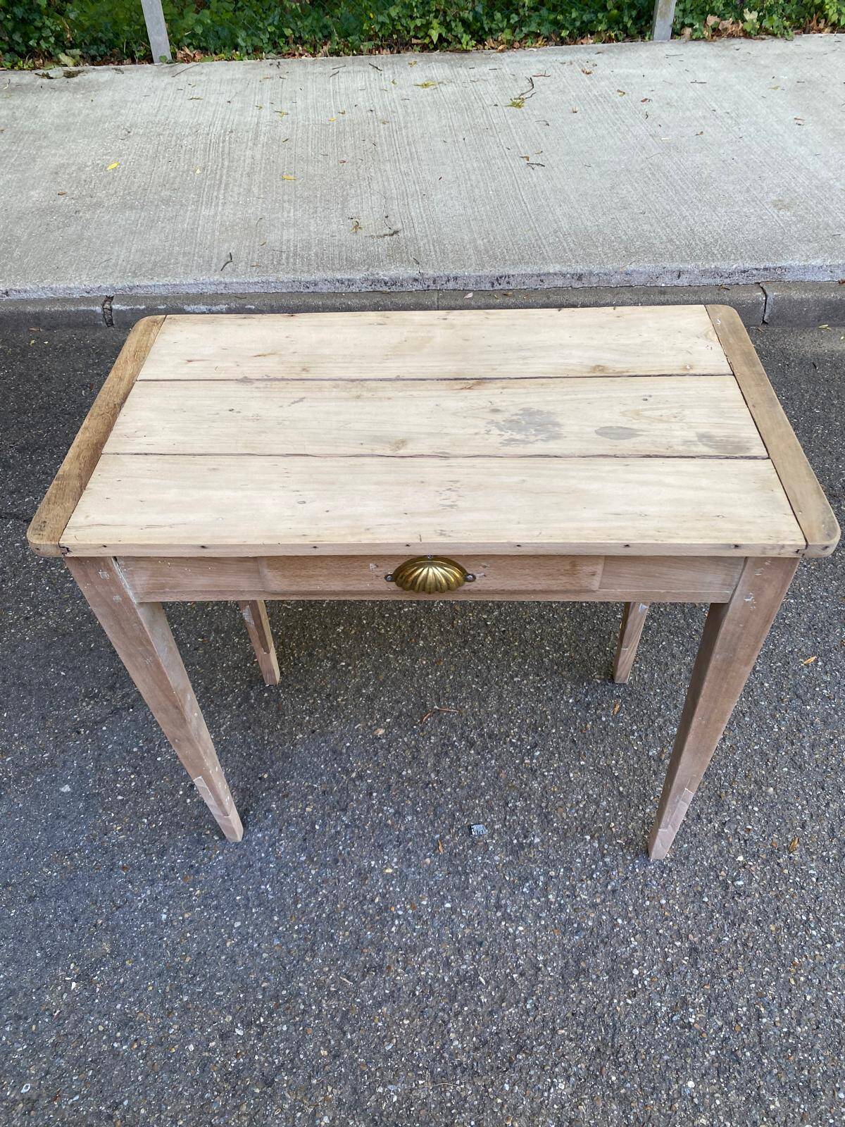 Renovated Parisian desk in raw solid wood 1950 - 80x45cm