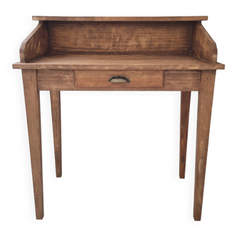 Solid wood tiered desk in a country style