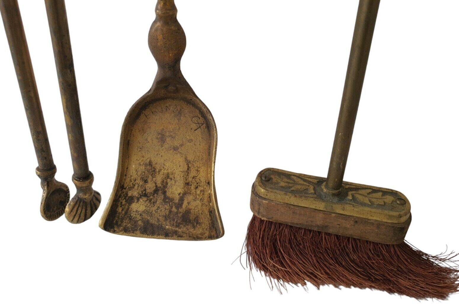 bronze fireplace servant AC 3 accessories pliers, shovel and broom