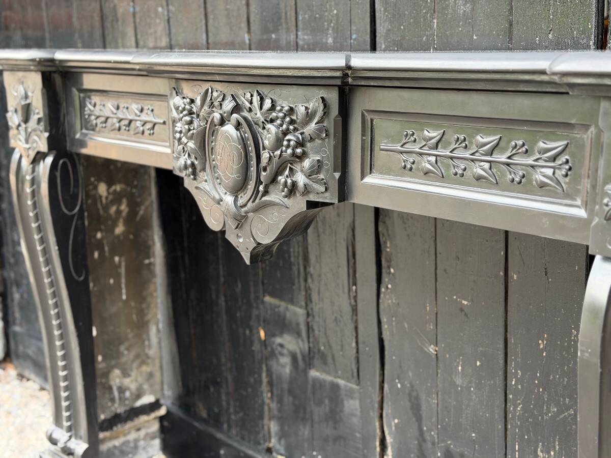 Napoleon III fireplace in black Belgian marble or Mazi, circa 1880