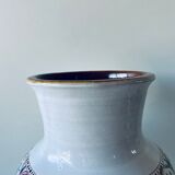 Vase coloré en terre cuite émaillée