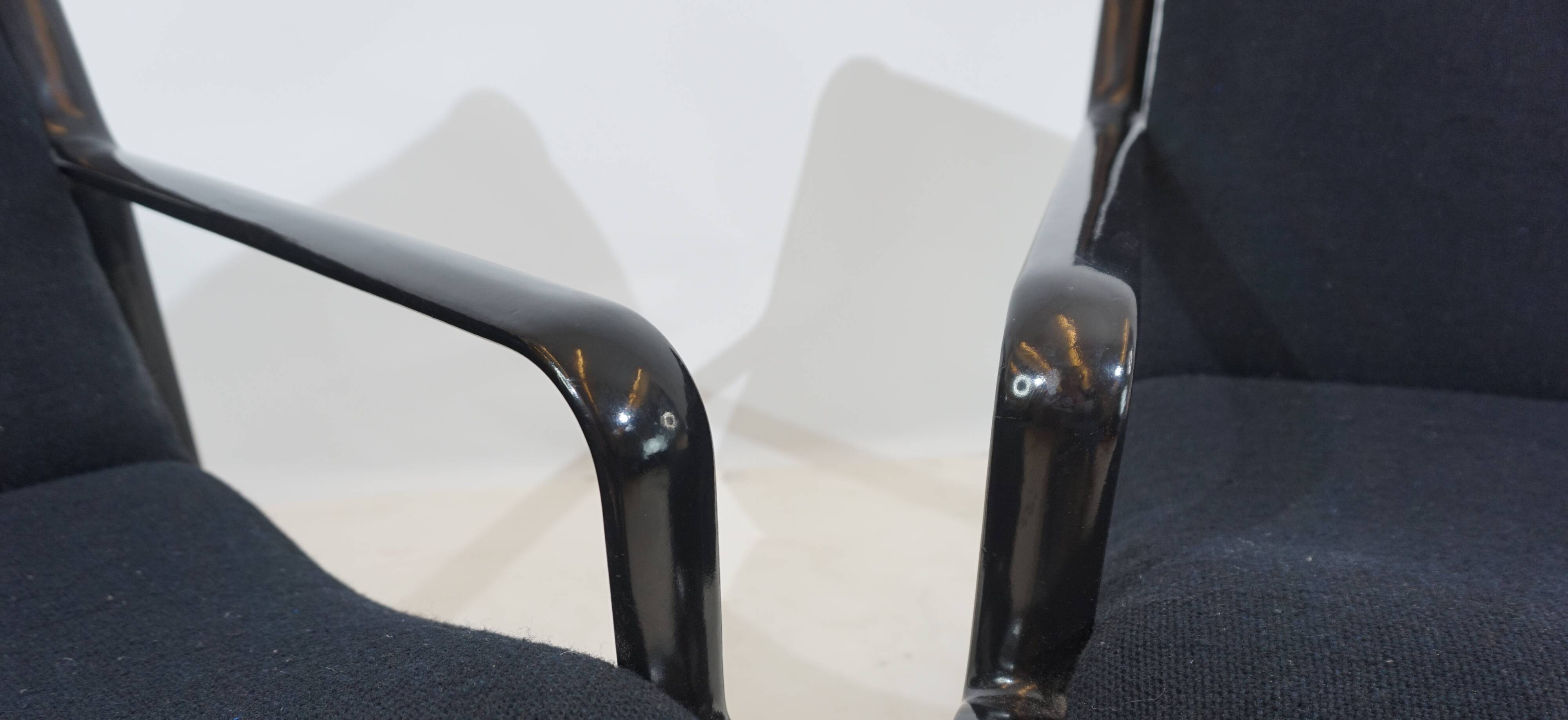 Lot de 2 fauteuils lounge Knoll Sling par Hannah&Morrison
