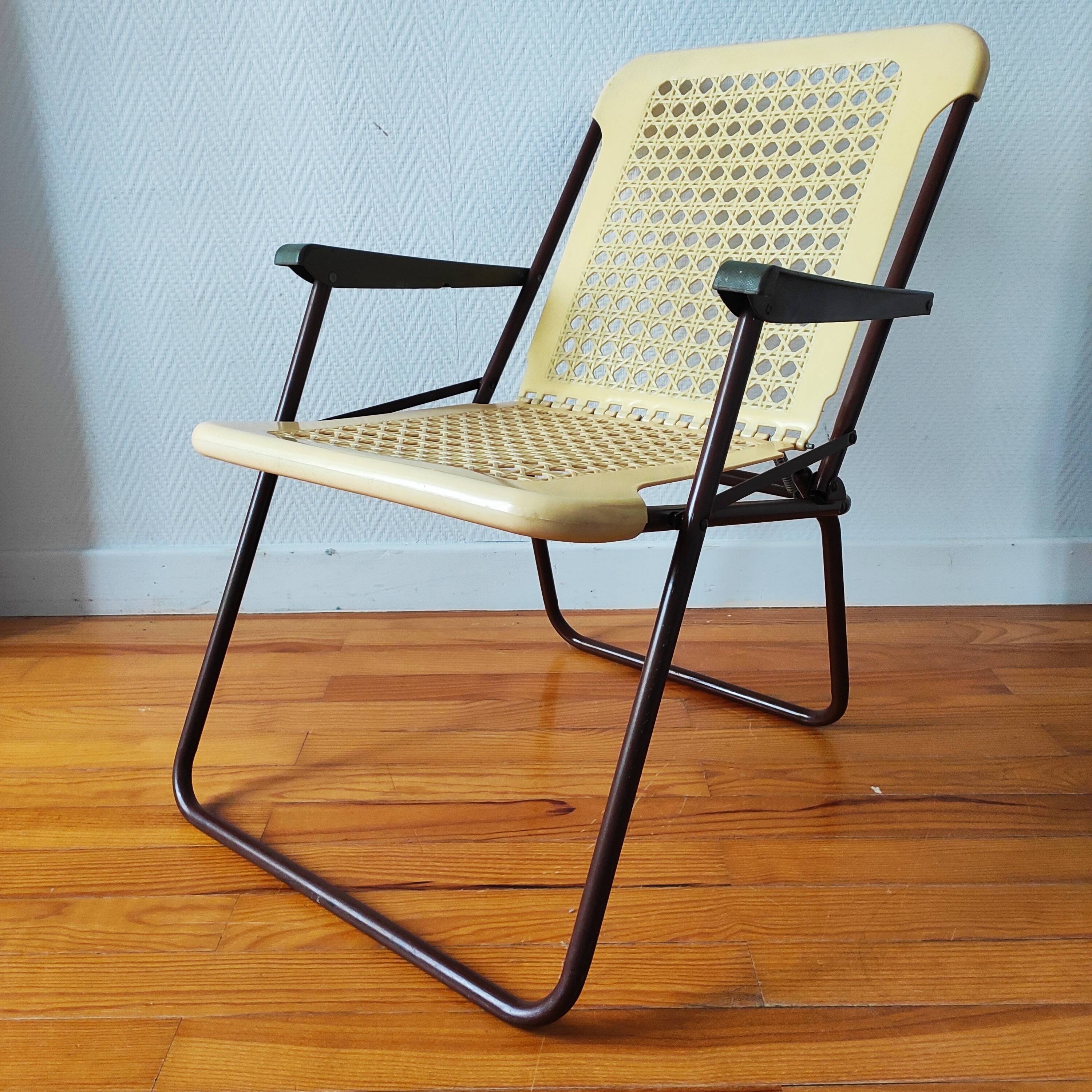 Vintage Italian folding chair 1970