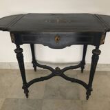 Table laquée noire fin XIXe