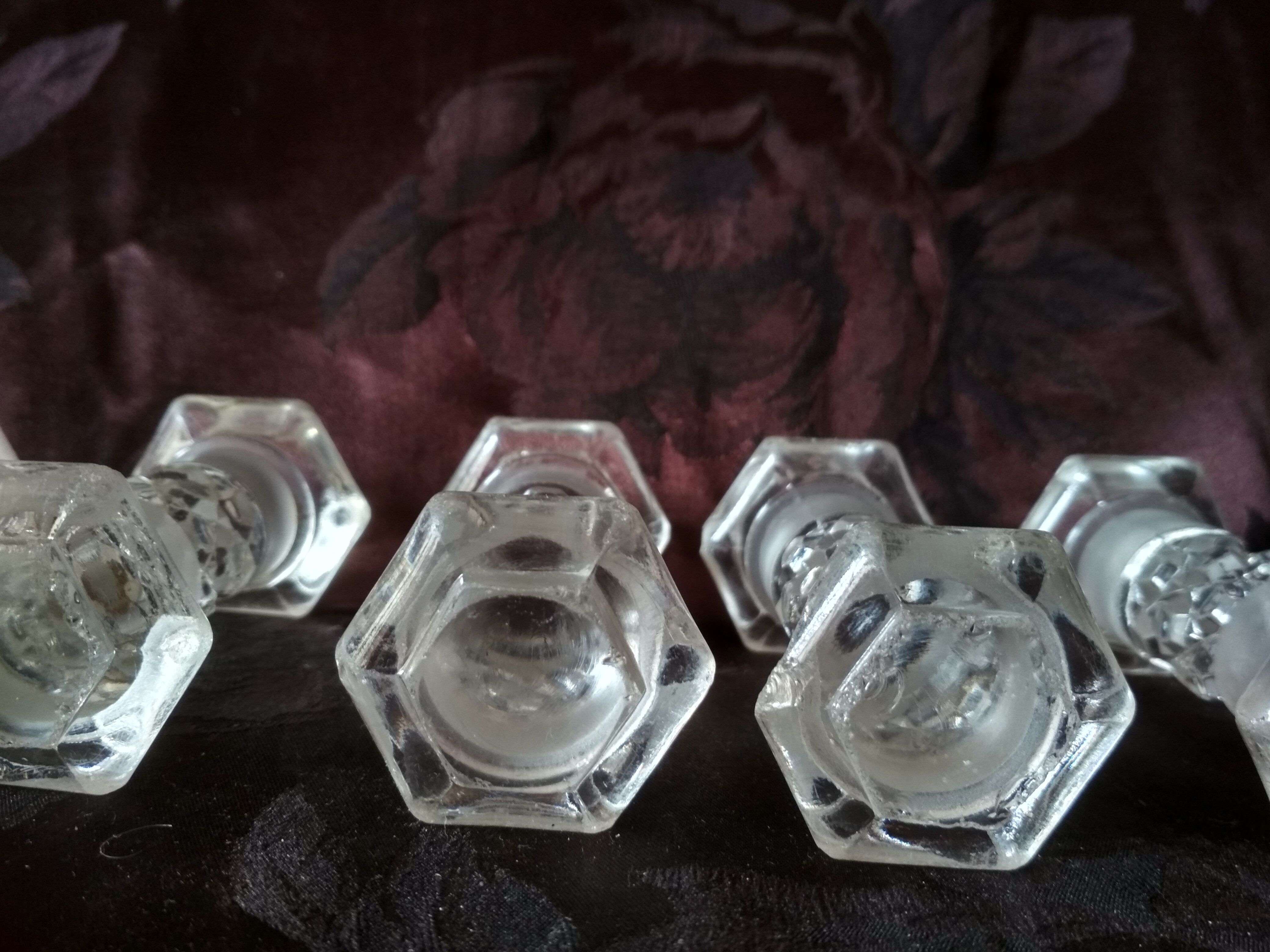 5 cut crystal knife holders