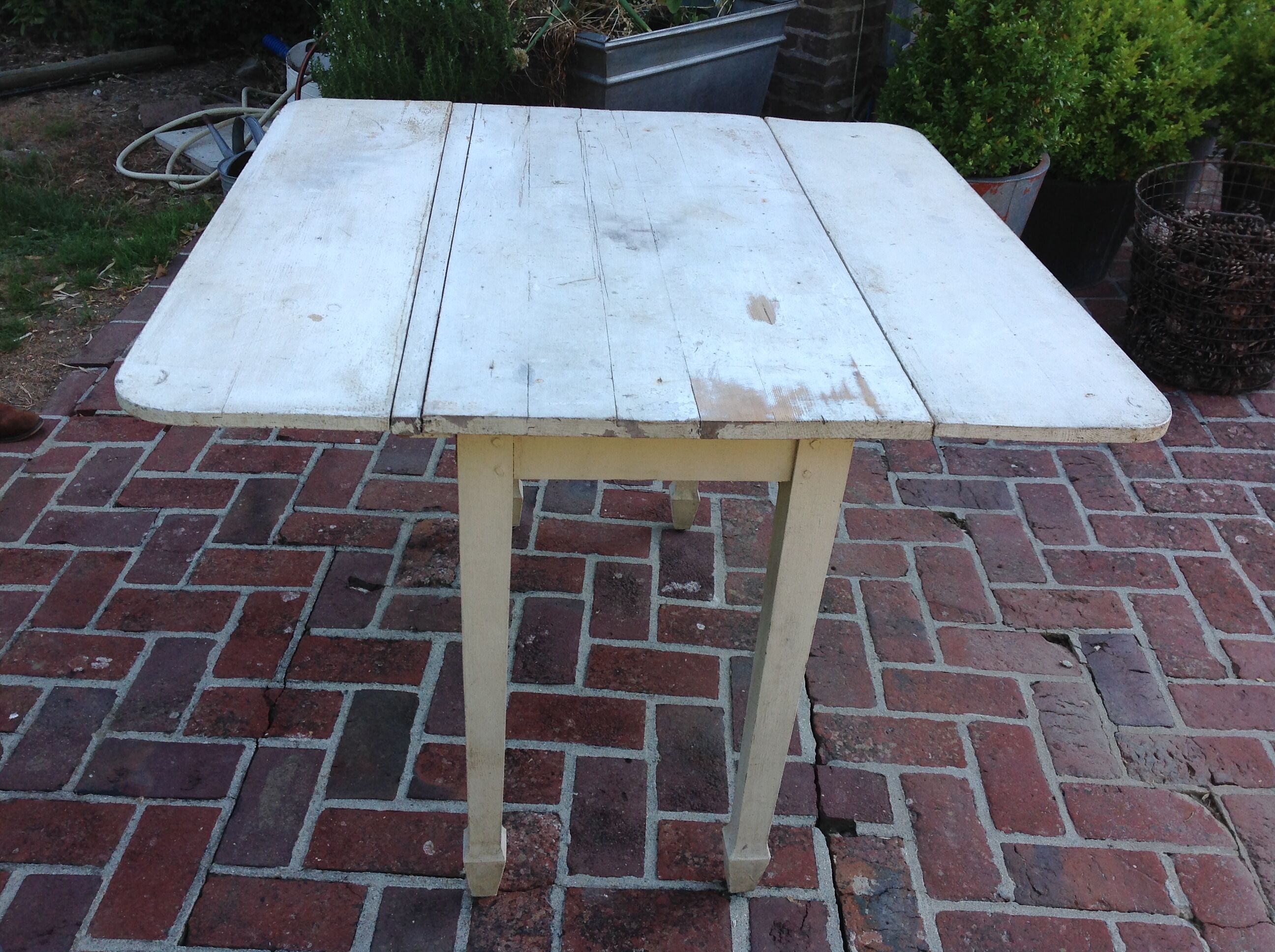 Table de cuisine vintage