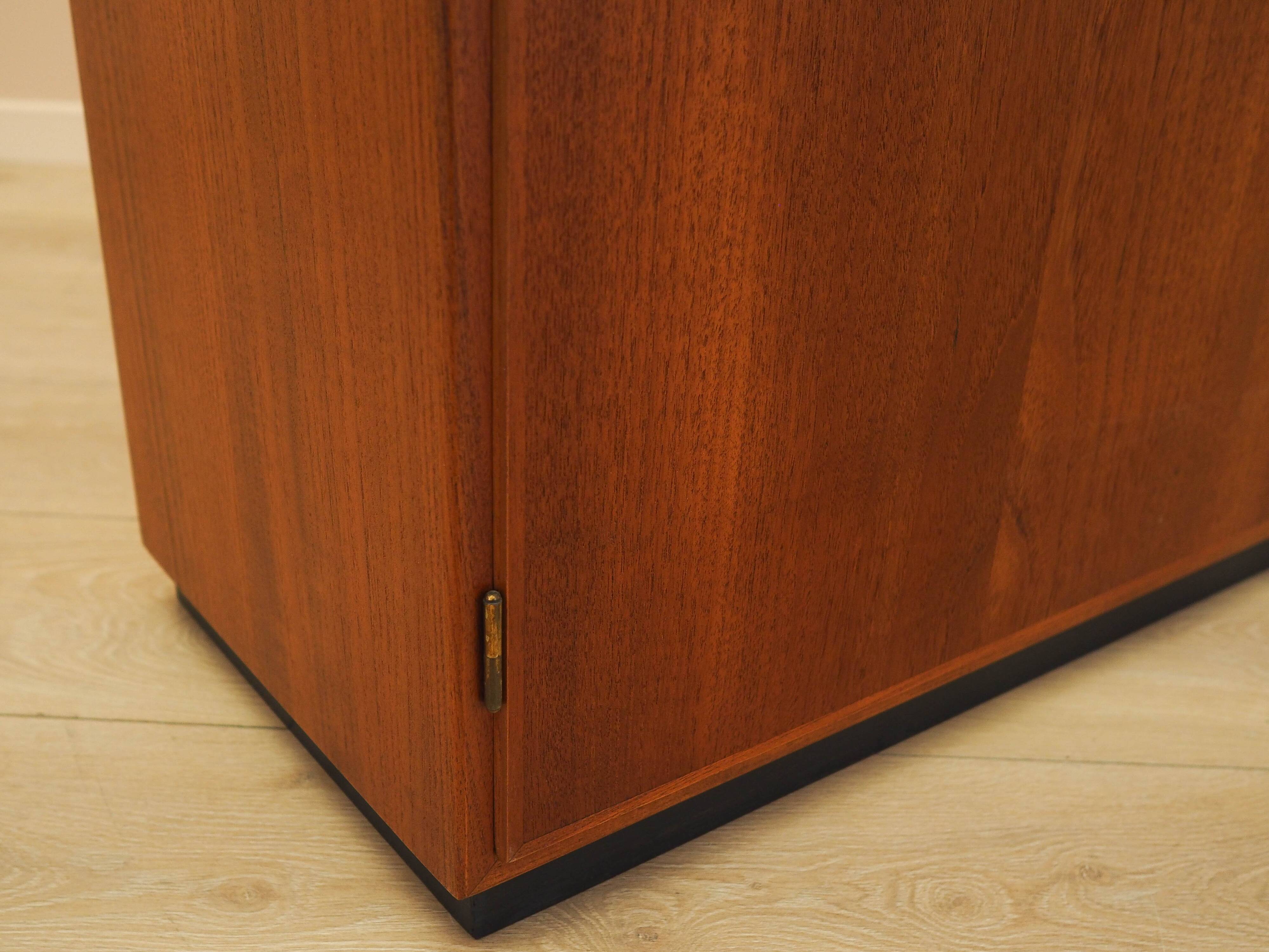 Cabinet en teck, design danois, années 1960, designer : Børge Mogensen