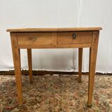 Bureau ancien en bois rénové