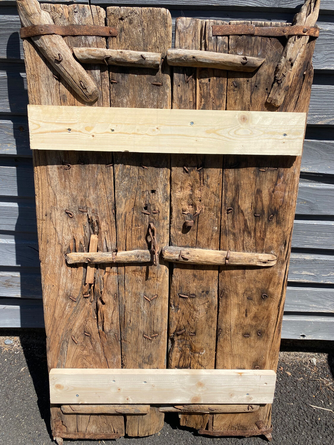 Indian wooden window