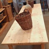 Farmhouse table