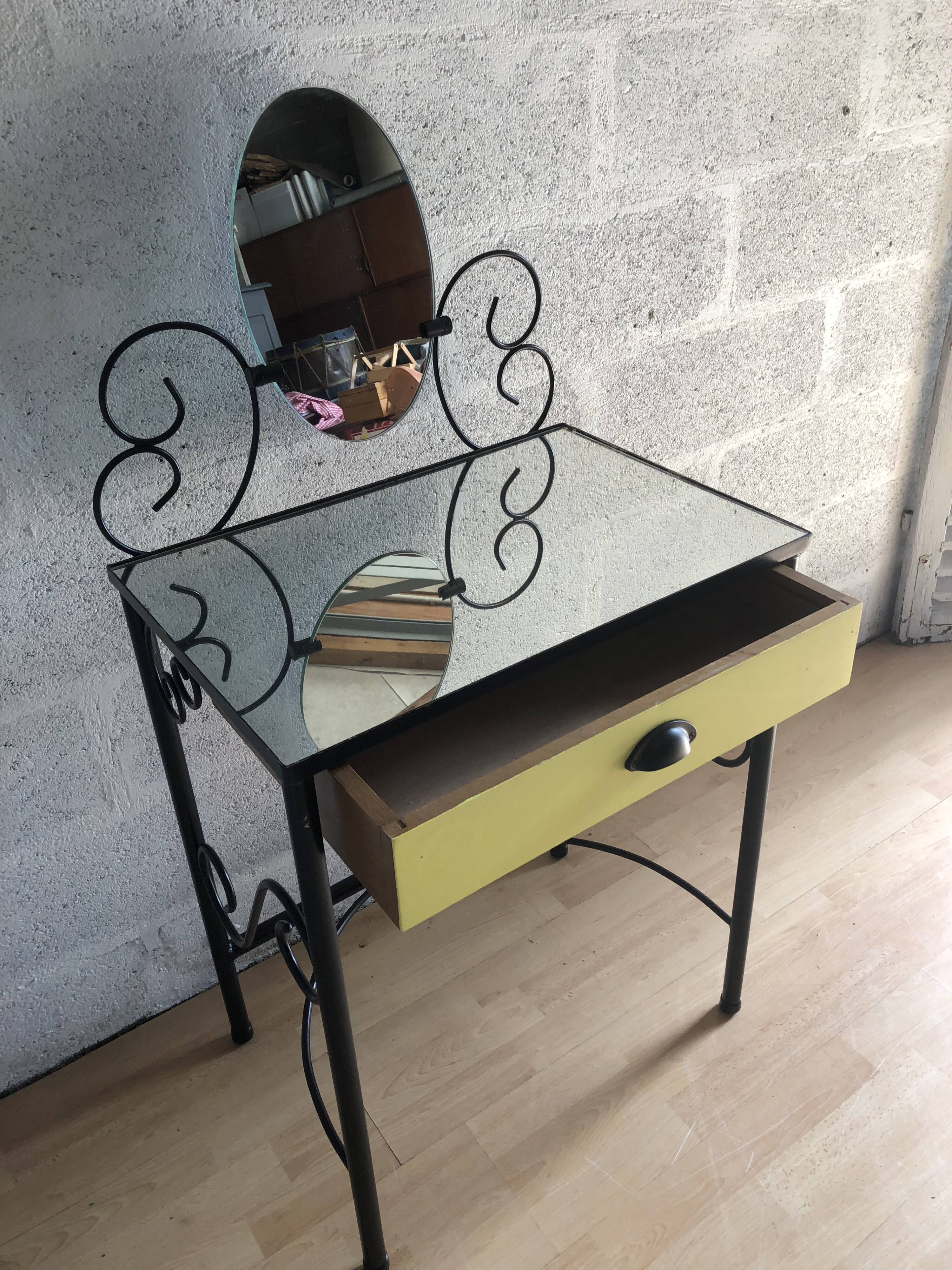 Dressing table vintage