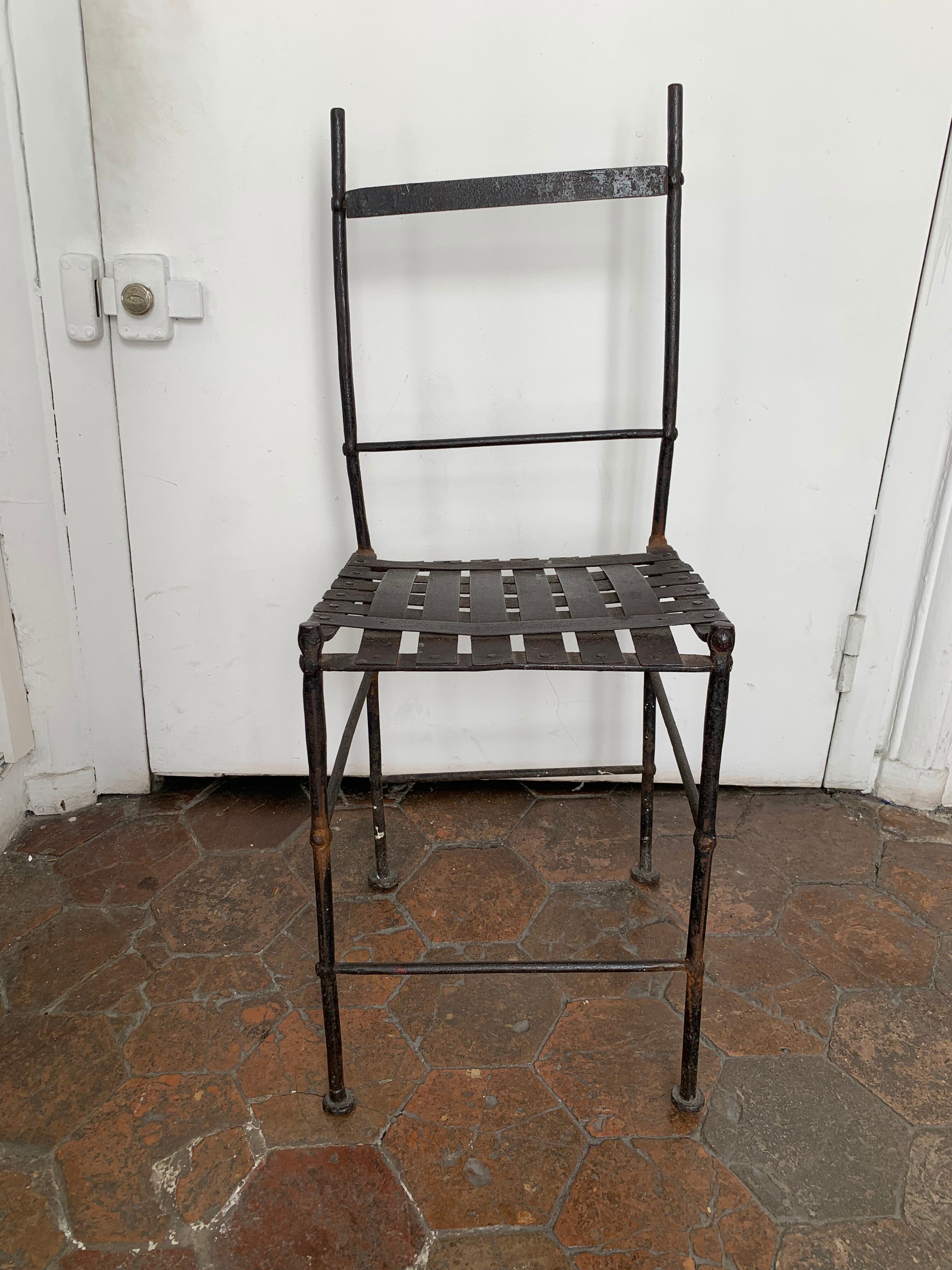 Chaise en fer forgé ancienne
