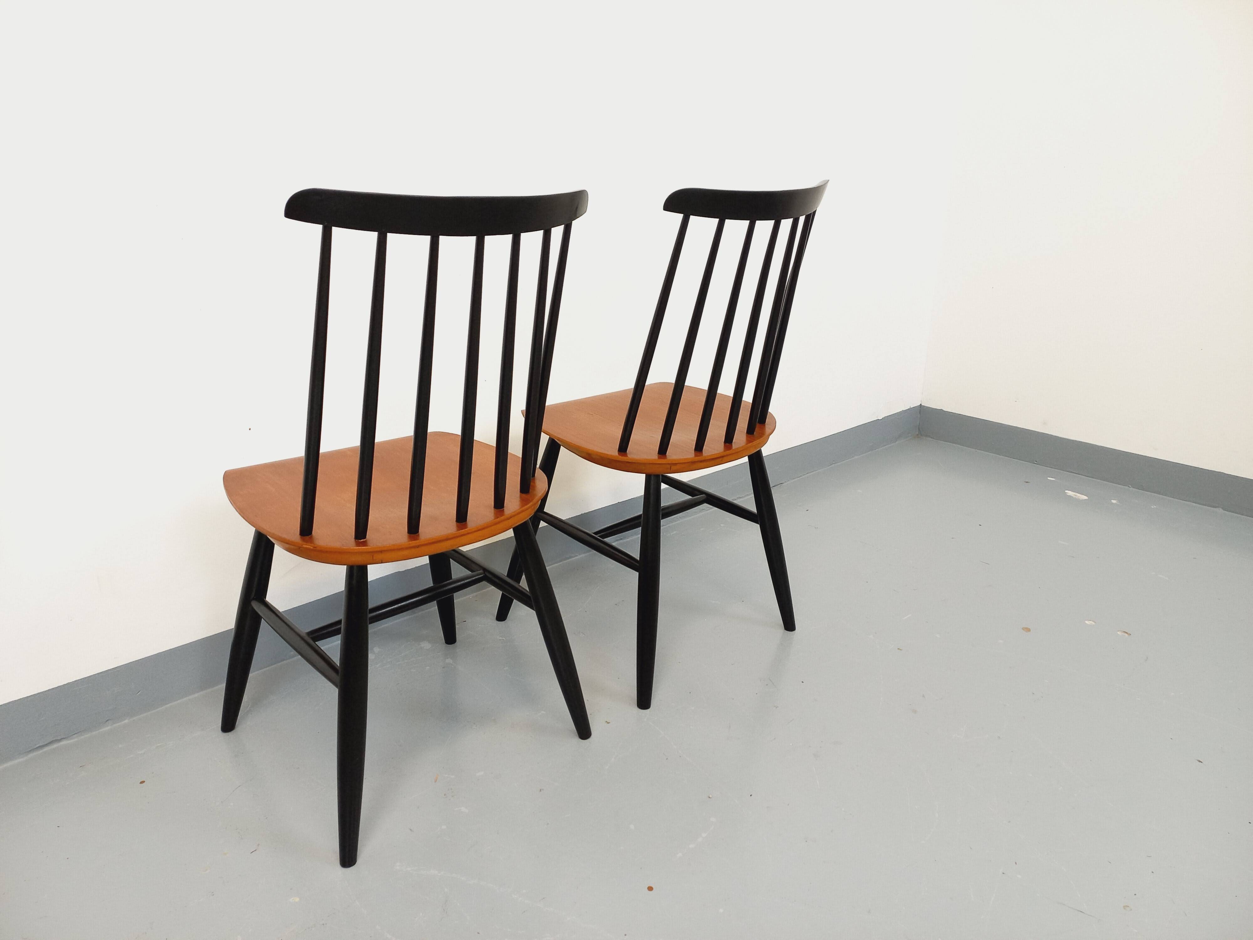 Pair of vintage Scandinavian chairs Fanett by Ilmari Tapiovaara in teak.