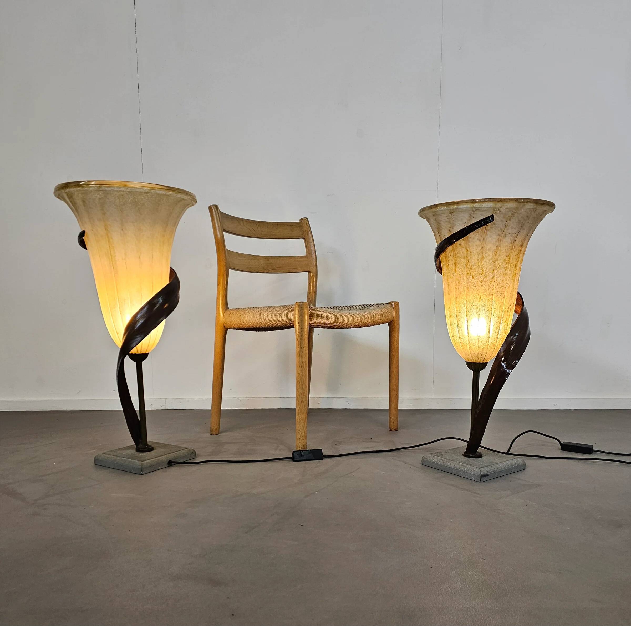 Large Jugendstil floor / table lamps, Roberto Galli, stone base with Italian glass shade