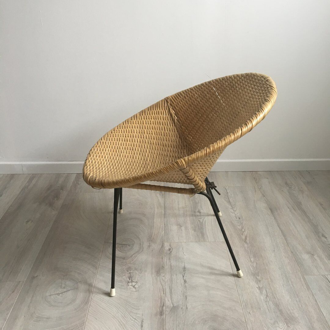 Vintage laminated rattan chair