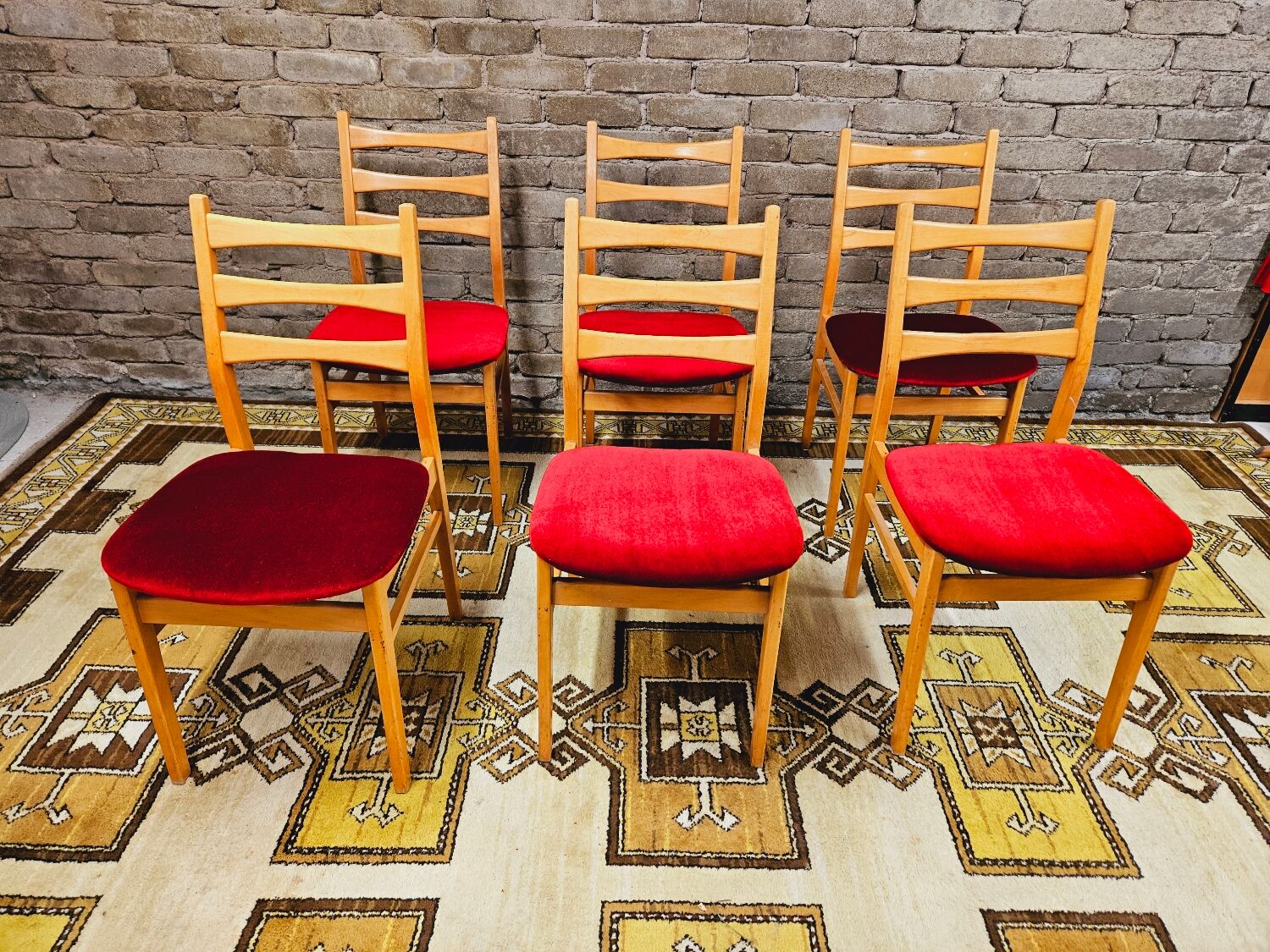 Set de 6 chaises tissu rouge 1960