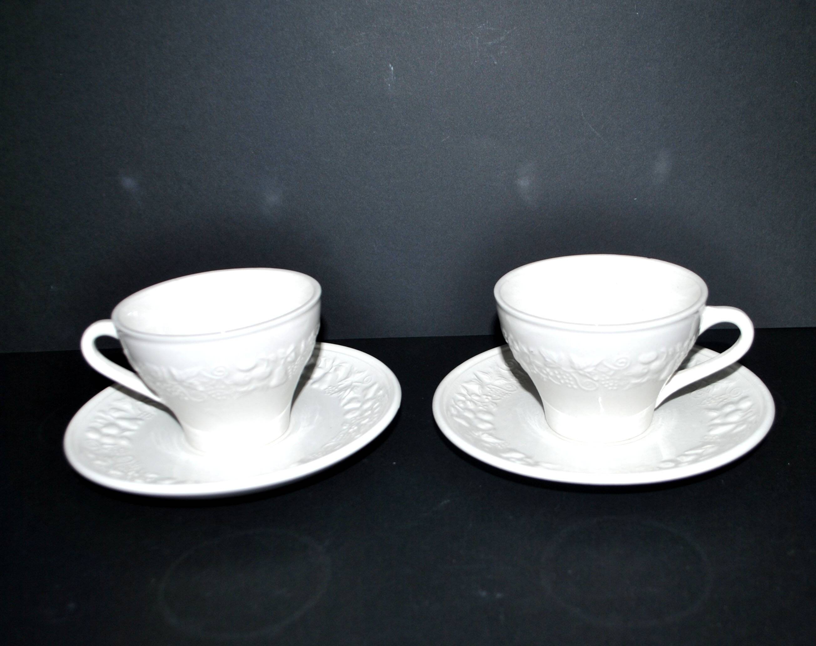 SARREGUEMINES Set of 2 plain molded opaque earthenware cups 1900