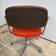 Fauteuil orange à roulettes Eurosit vintage 70’