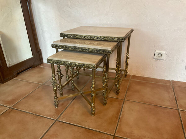 Tables gigogne bout de canapé en laiton vintage signé USINOR