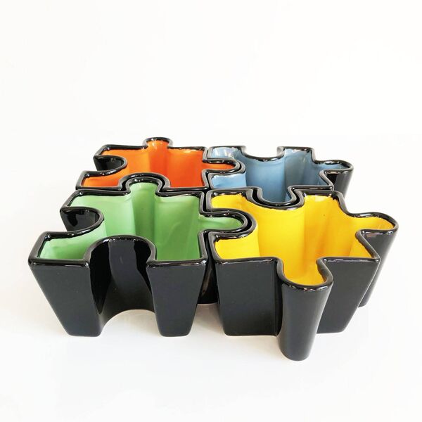 Ensemble de coupes vide poches puzzle en céramique. Italie, années 80