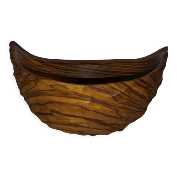 Coupe bois monoxyle brutaliste