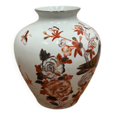 Vase decorated with birds and butterflies