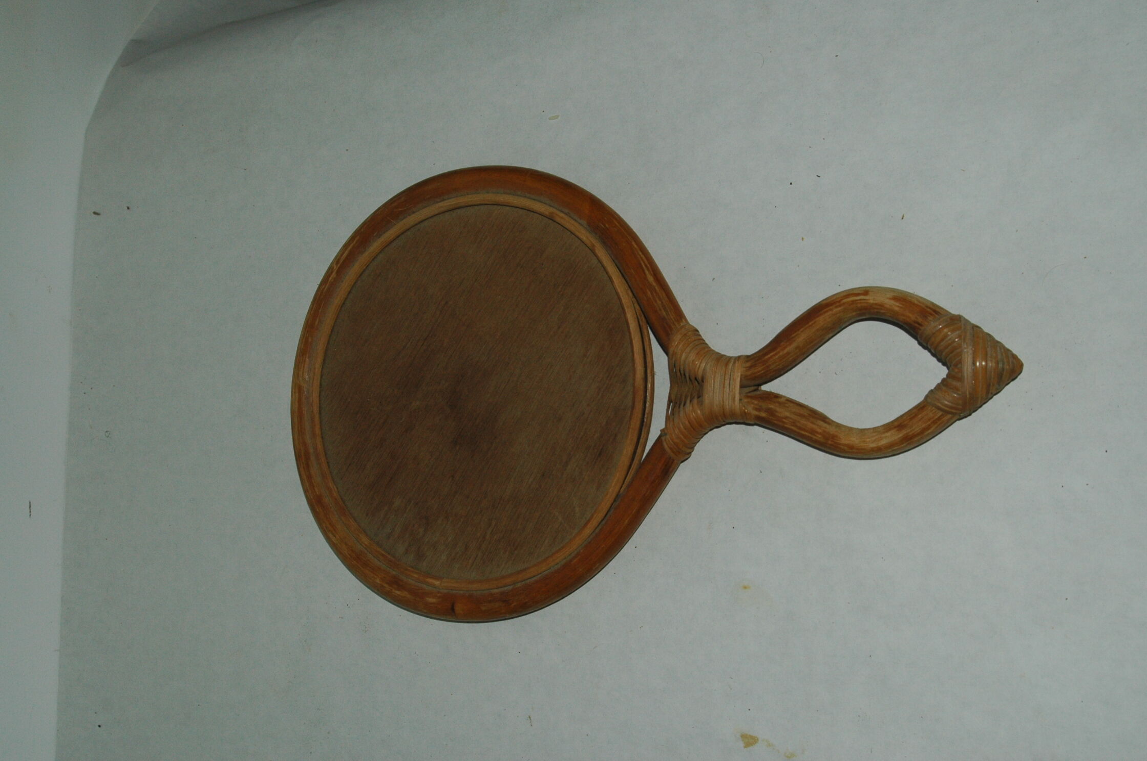 1960 rattan mirror - 38x23cm