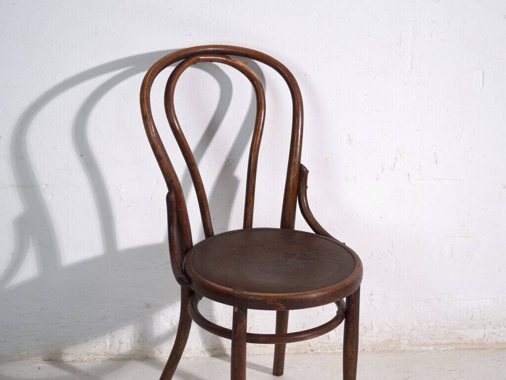 Pair of antique bentwood chairs in Thonet style – Central Europe, circa 1900