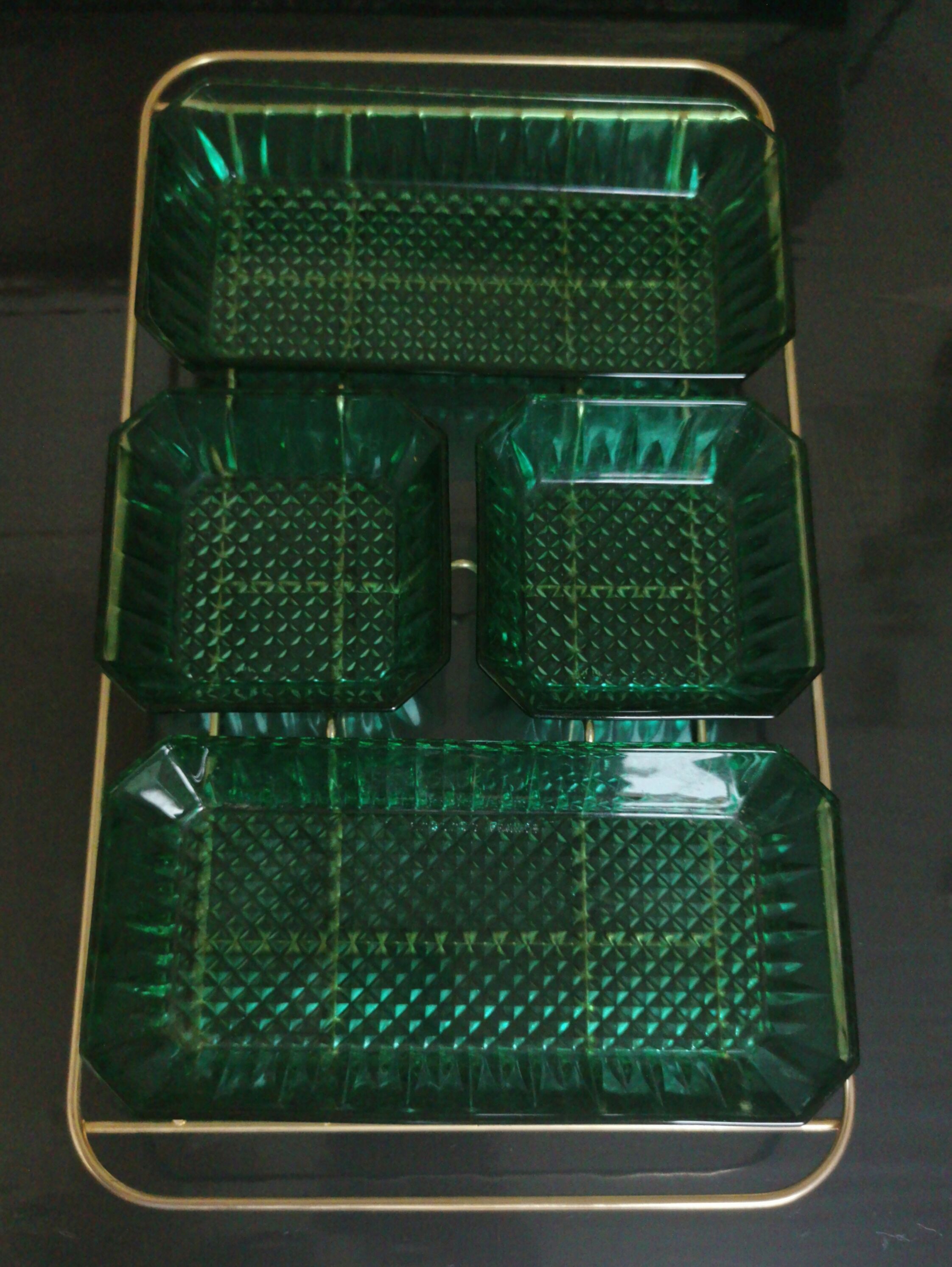 Arcoroc Emerald green and gold aperitif tray