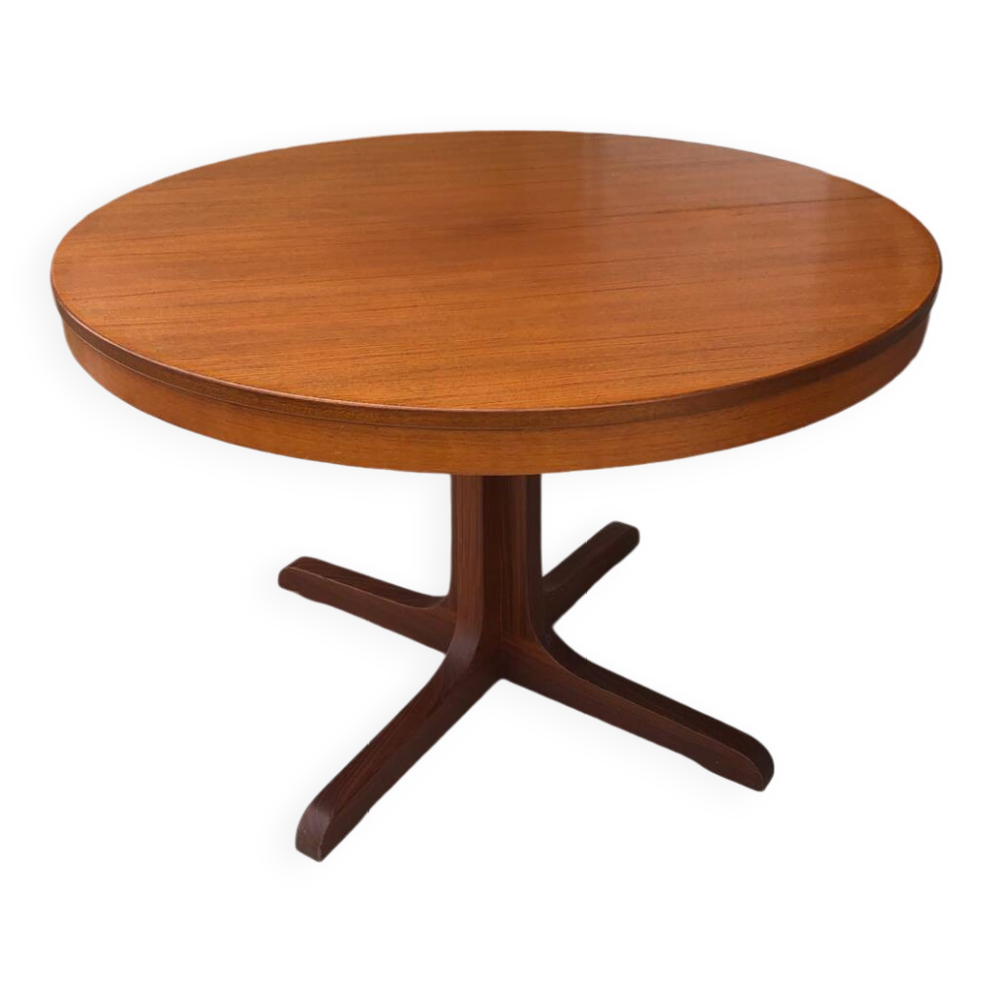 Baumann extendable round table