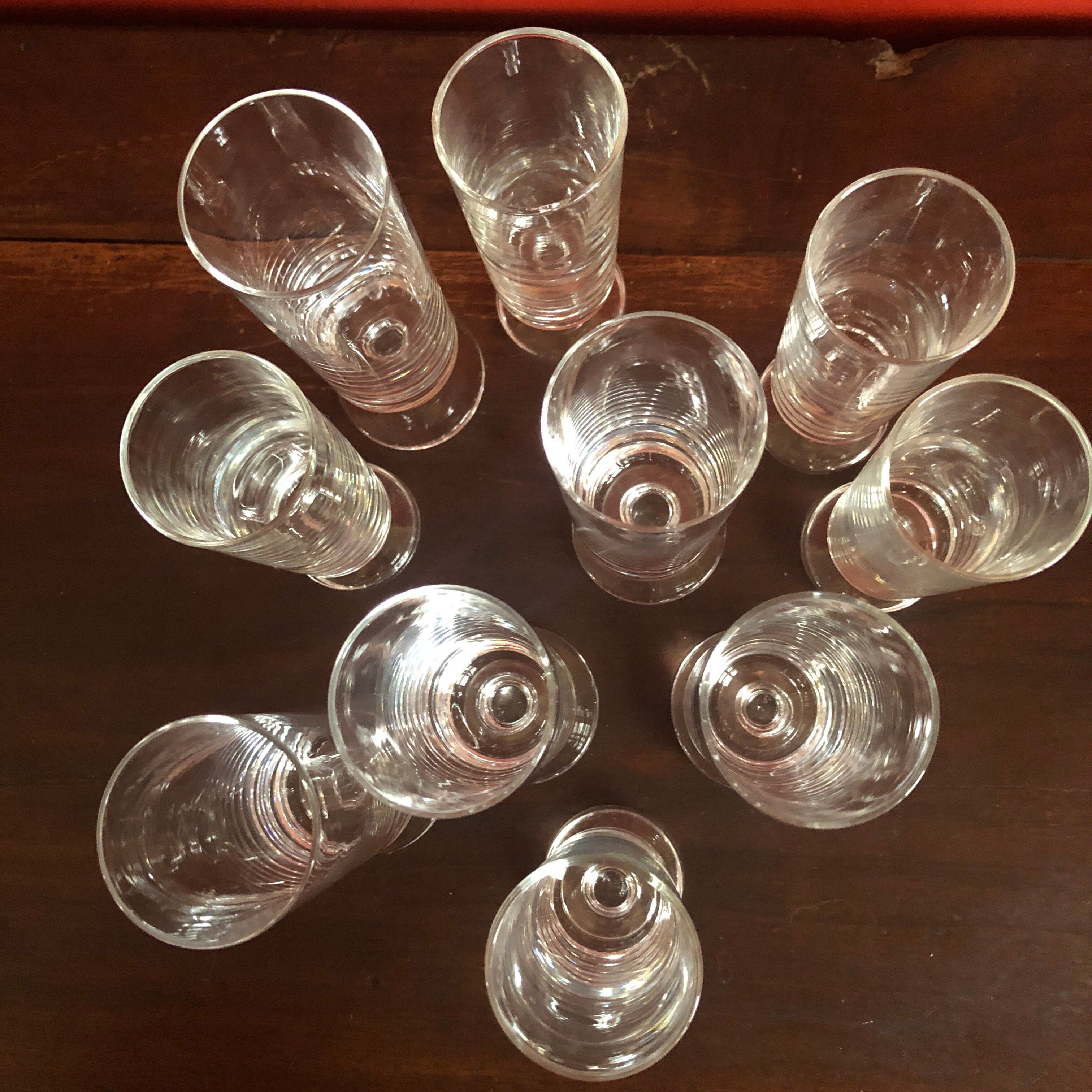 Series of 10 champagne flutes