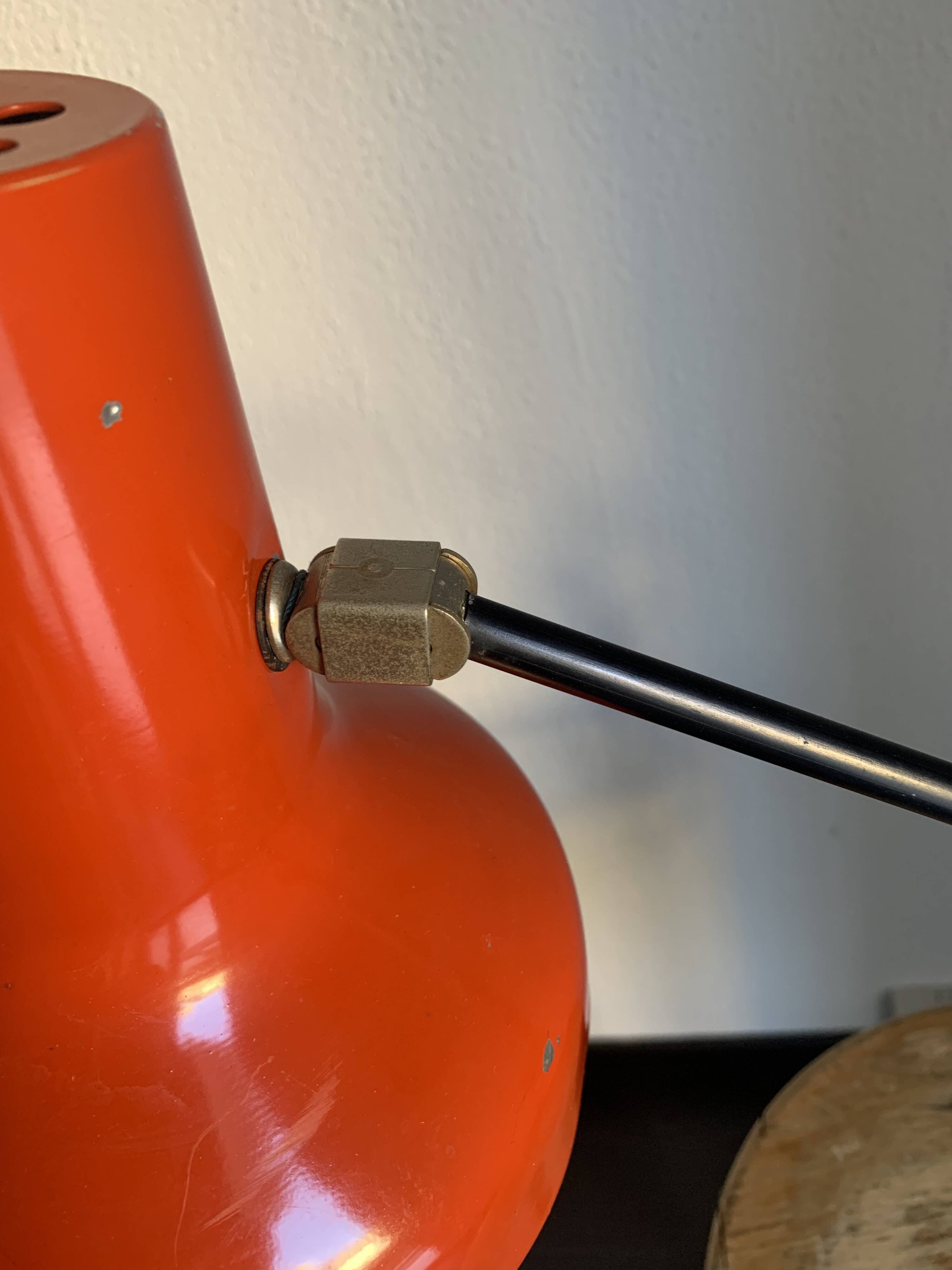 Vintage 1970s architect's desk lamp RDA (DDR - GDR) red - 50 cm