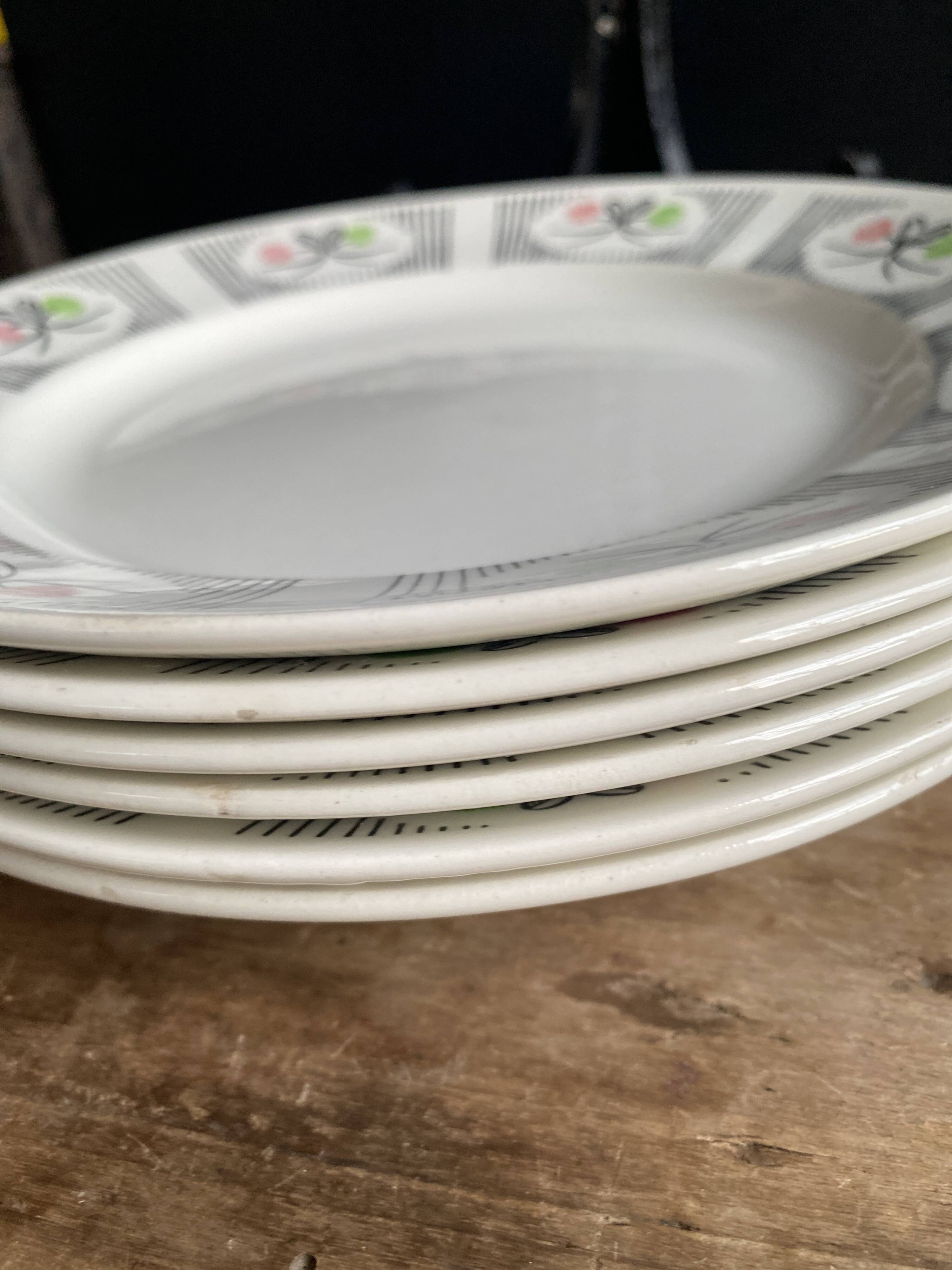 Set of 6 vintage plates Gien France - Model Marie-José