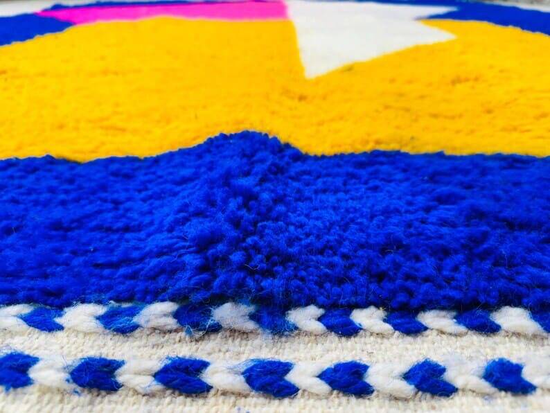 Handmade Berber Beni Ouraine rug, traditionally colored, size 150 x 250