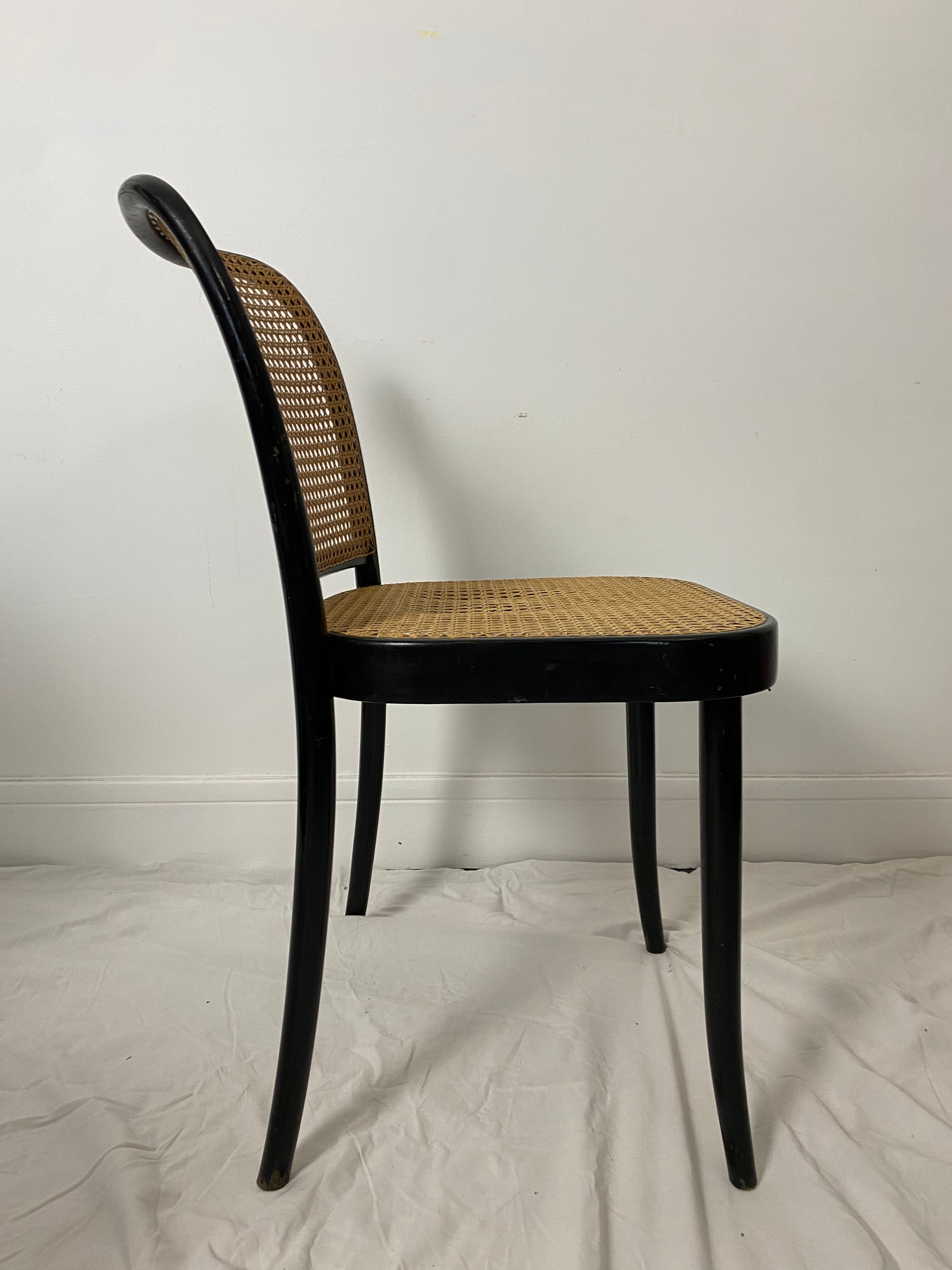Chaise cannage et bois courbé Josef Hoffman n811