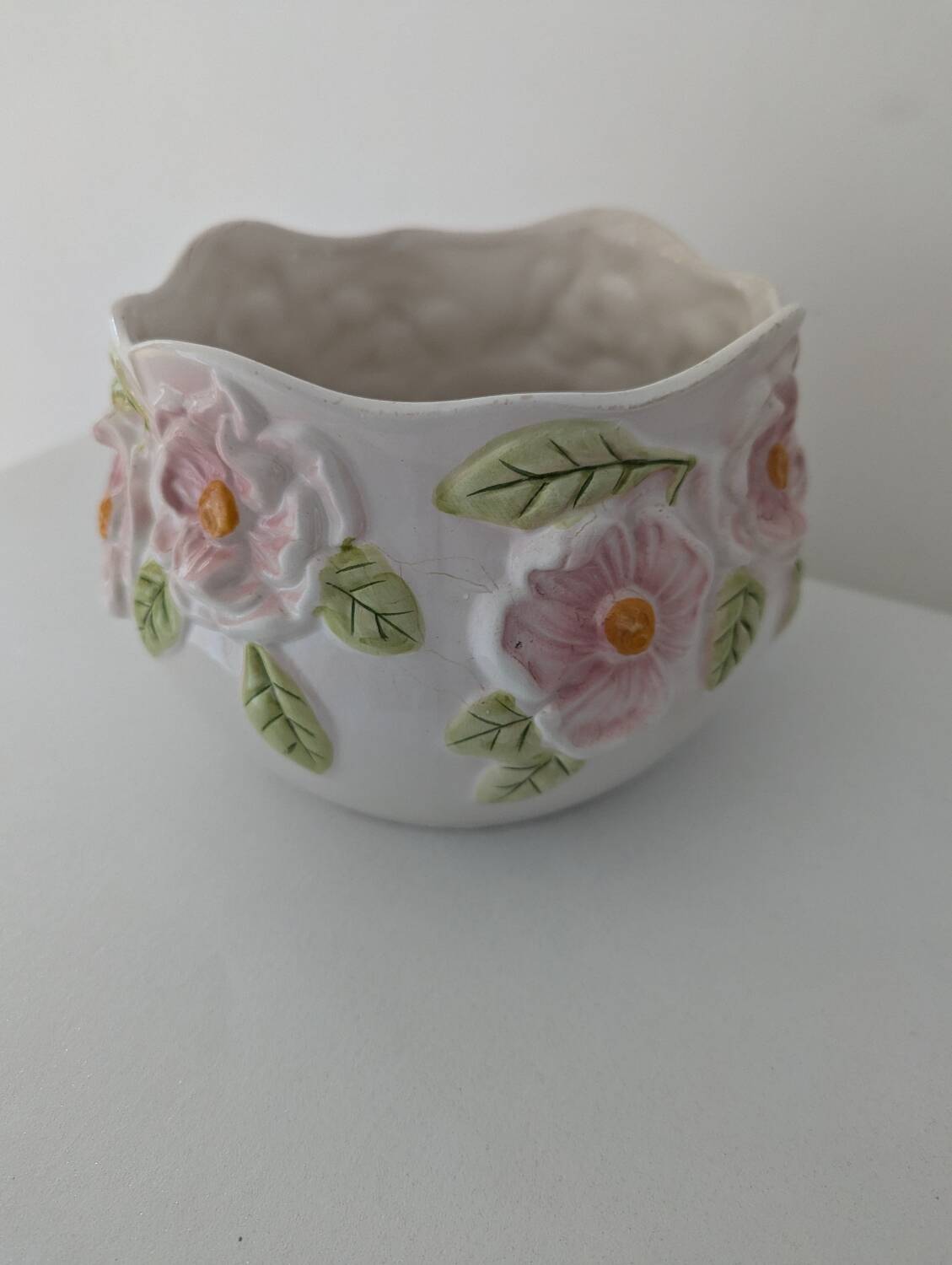 Barbotine flowerpot cover