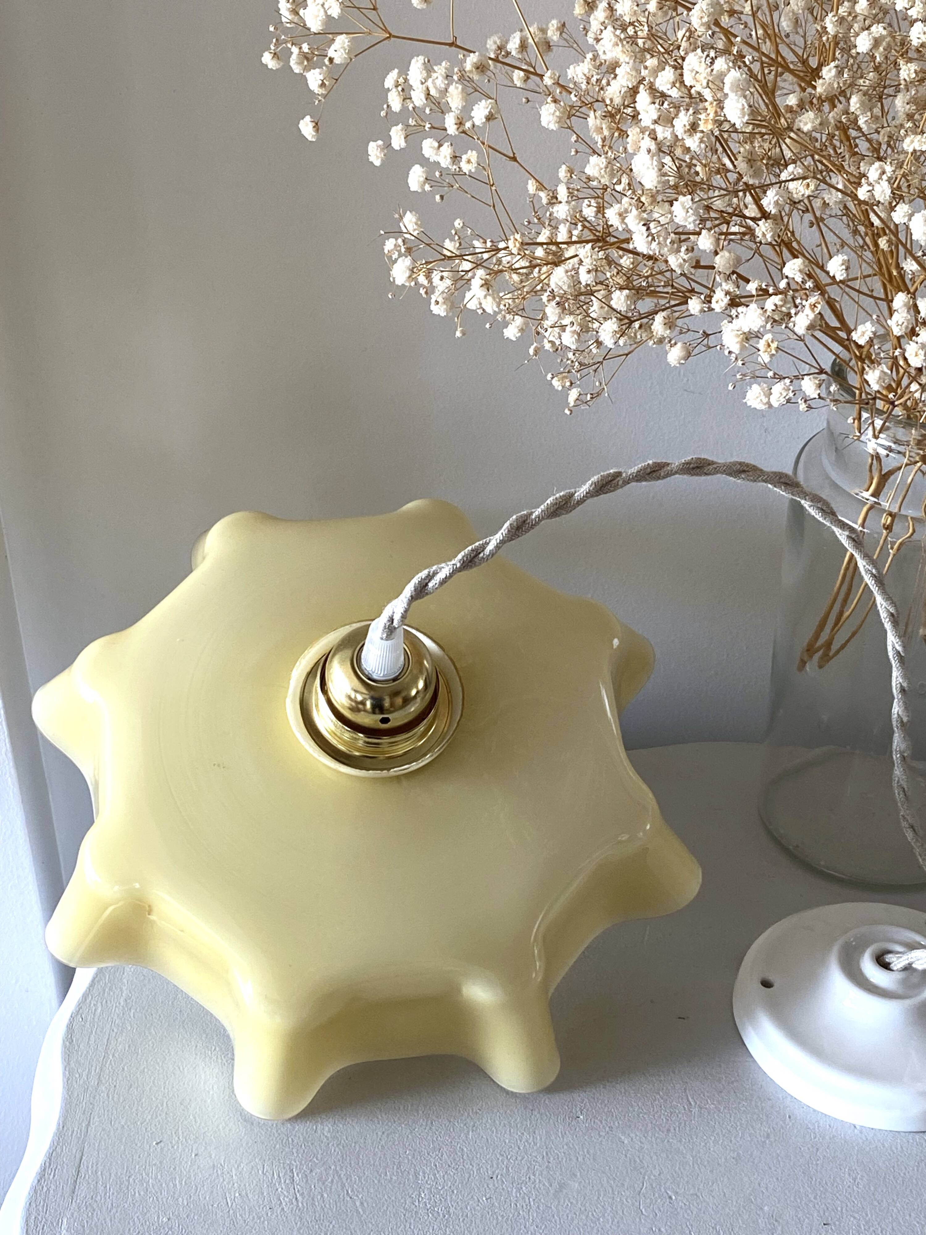 Vanilla opaline pendant light