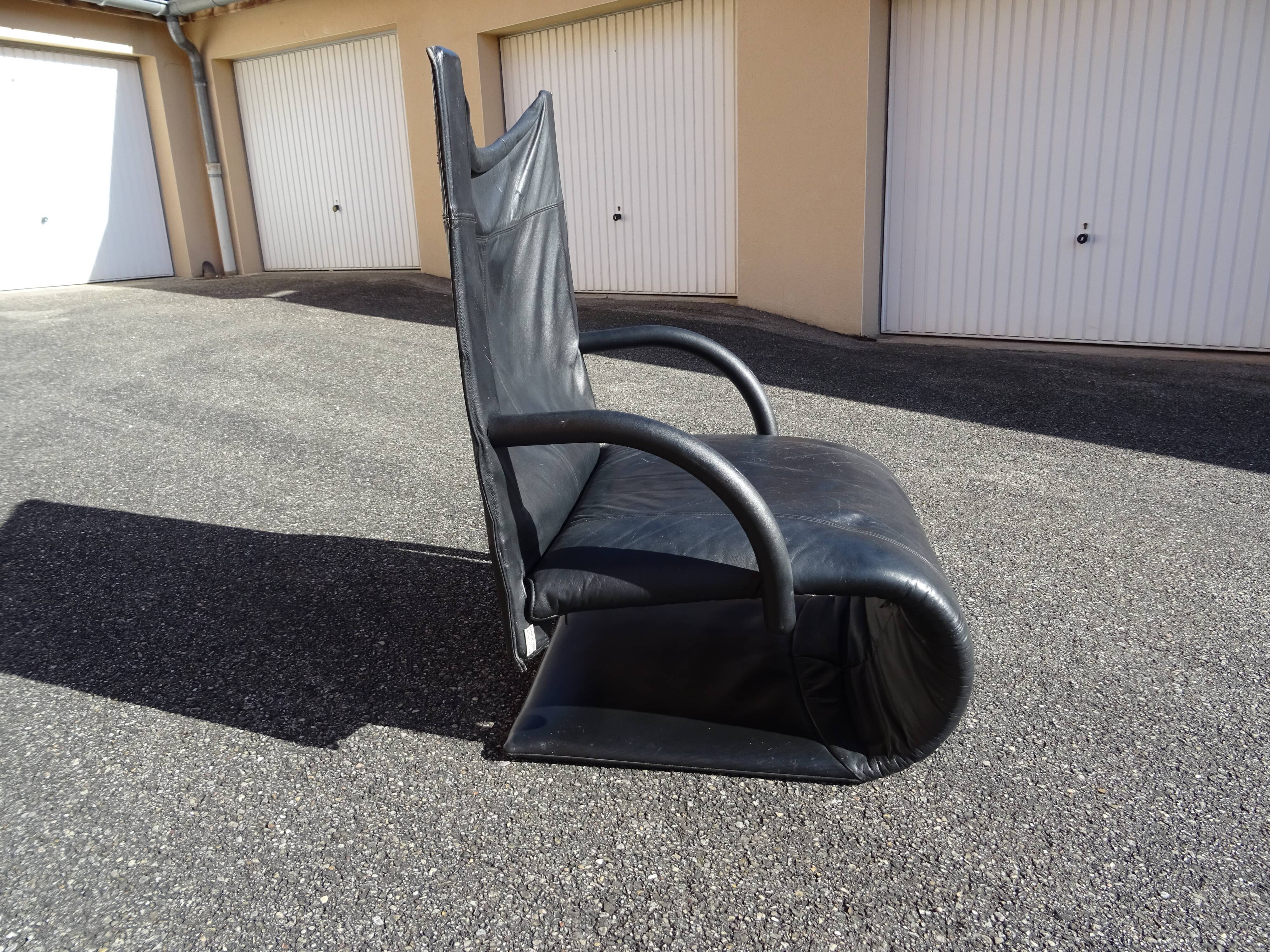 Leather armchair model Zen Claude Brisson Line Roset year 80