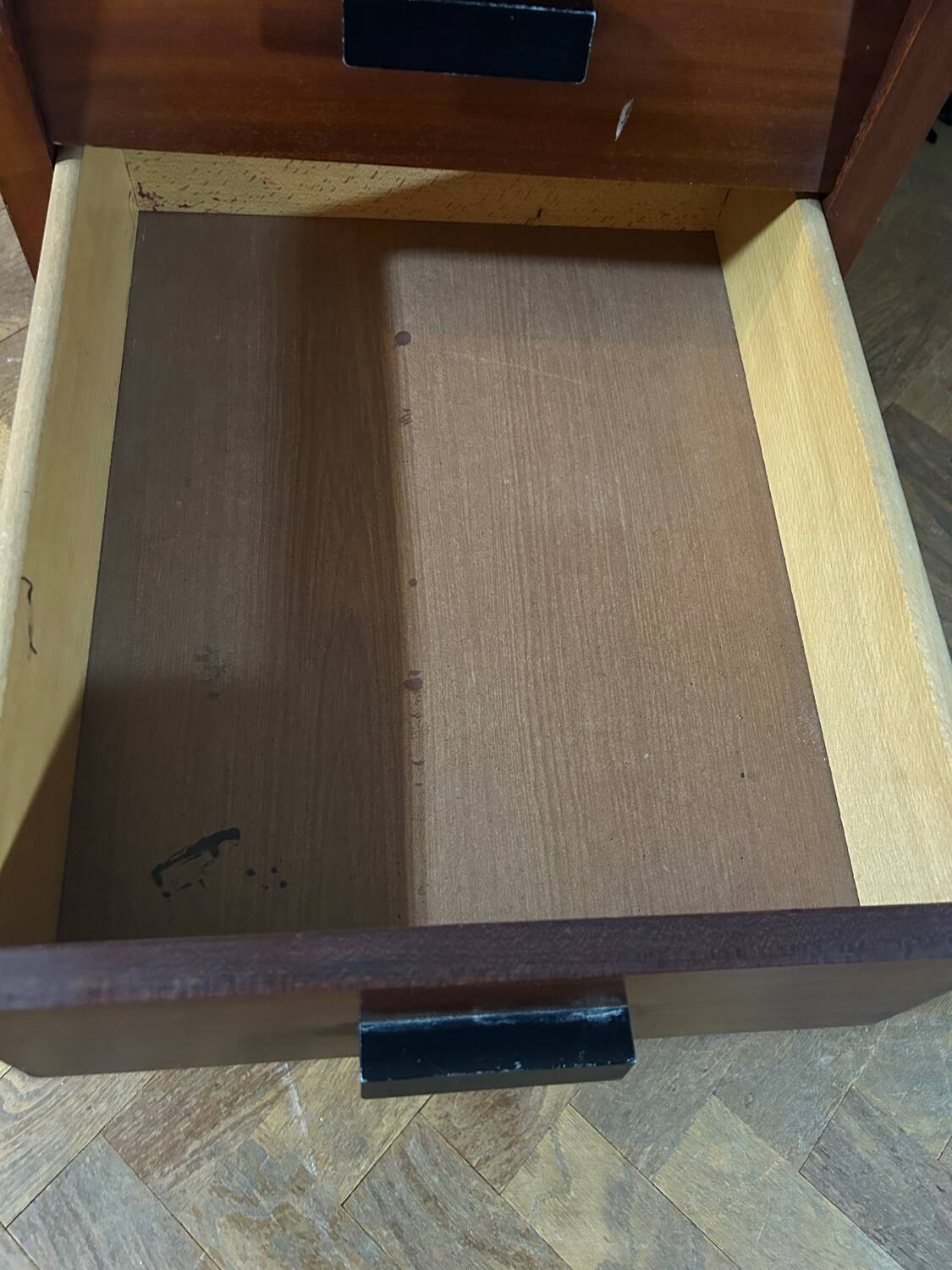 Desk Pierre Paulin model CM172