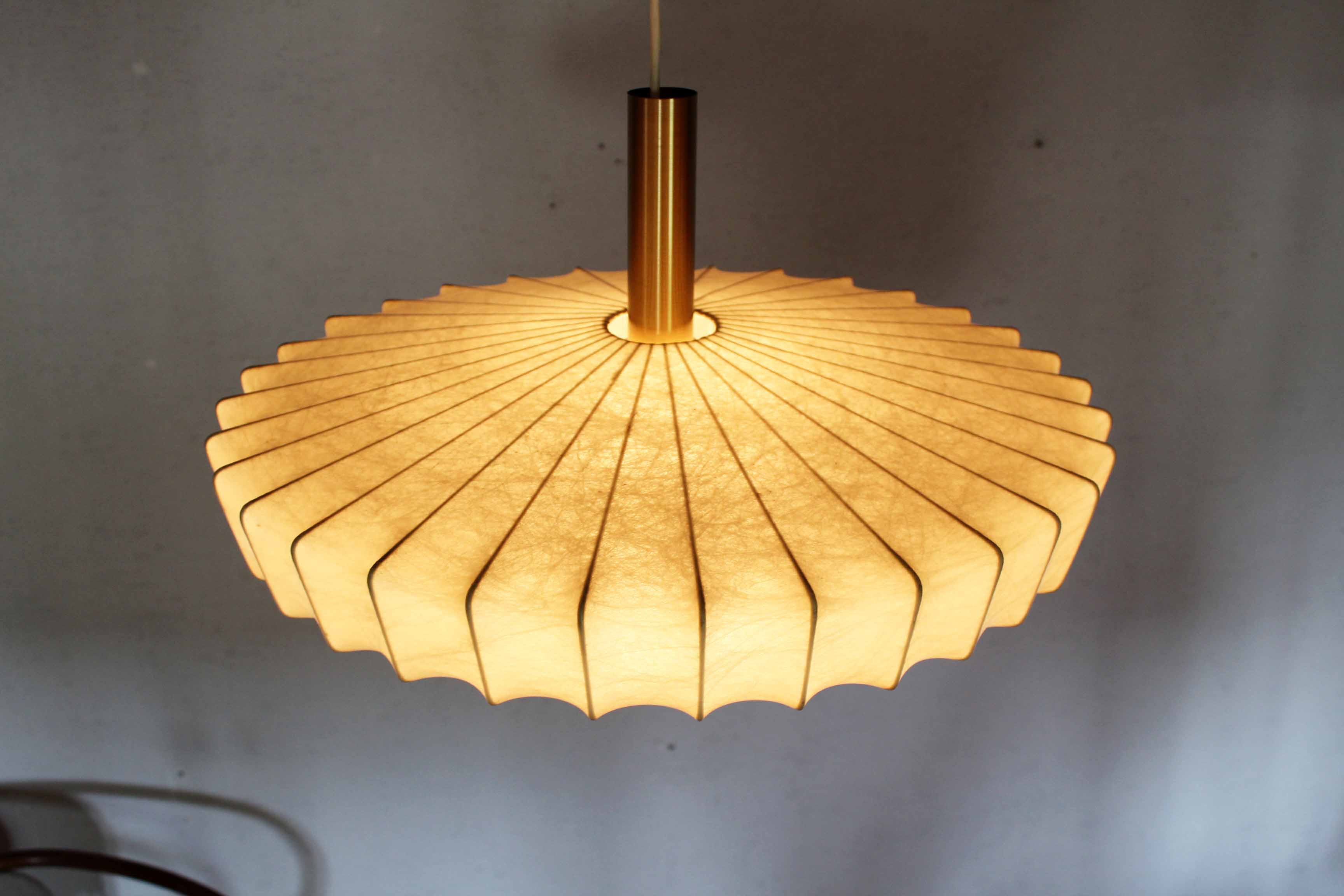Cocoon hanging lamp 70