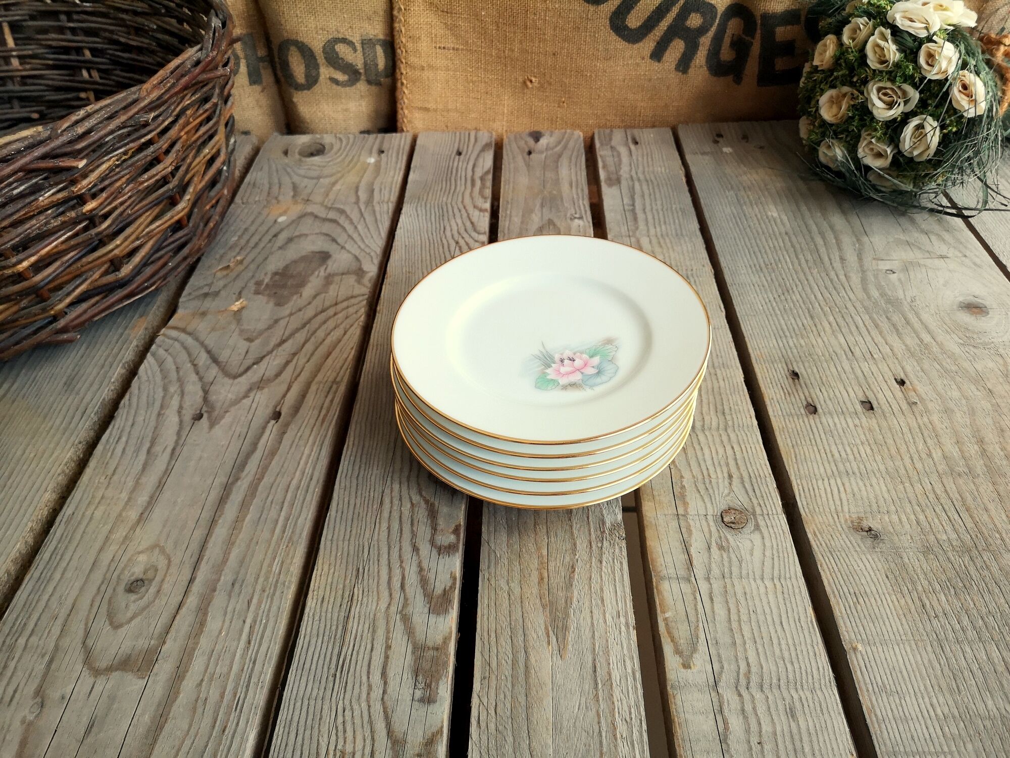 6 small plates signed Limoges France with nenuphar decor and golden border