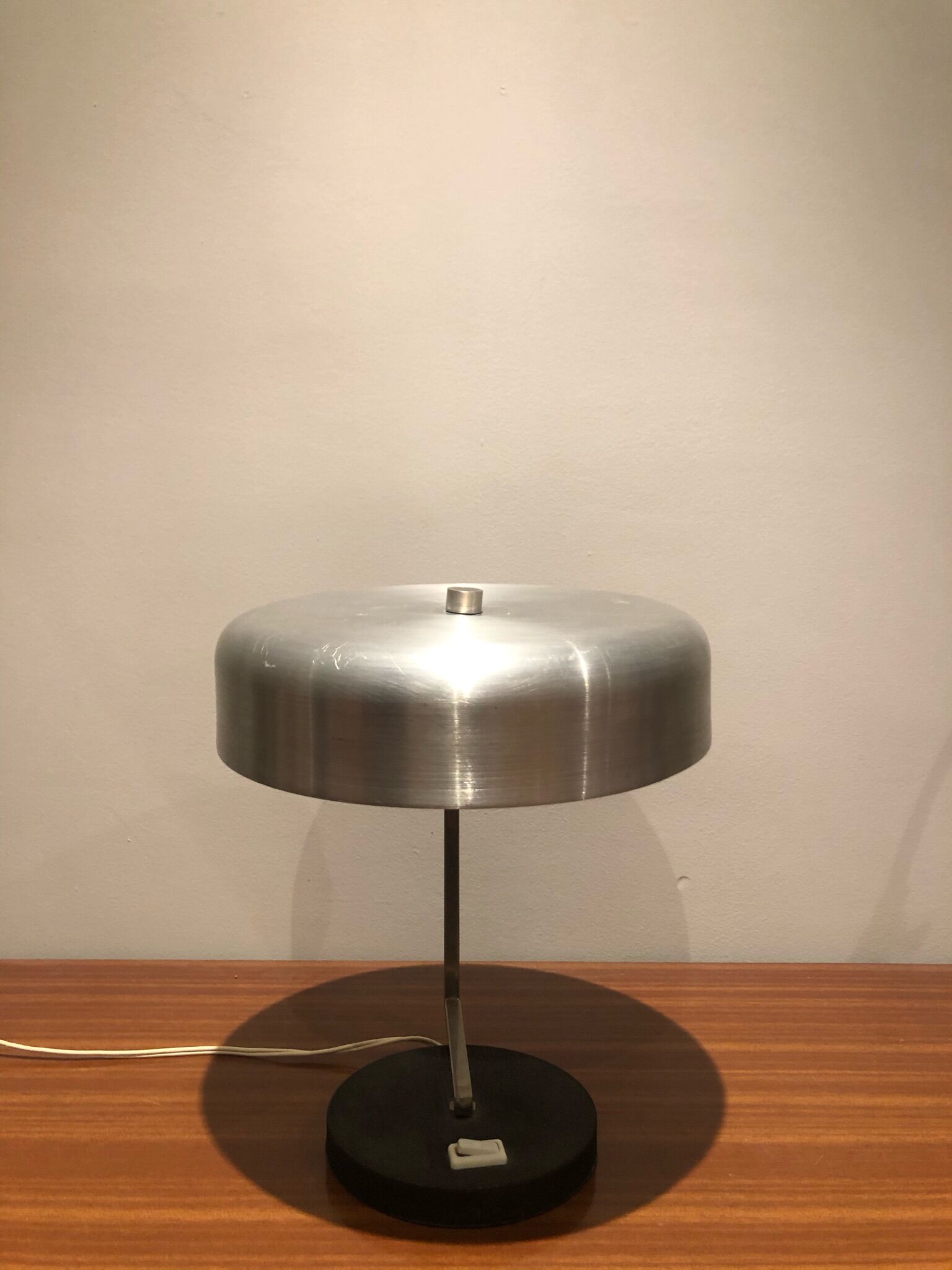 Lampe à poser aluminium design vintage